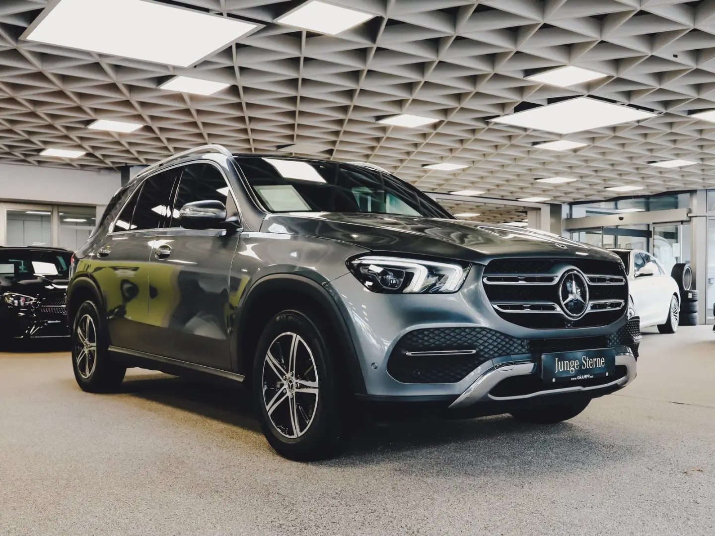 GLE 300 d 4M Fahrassistenz/AHK/Panorama/LED