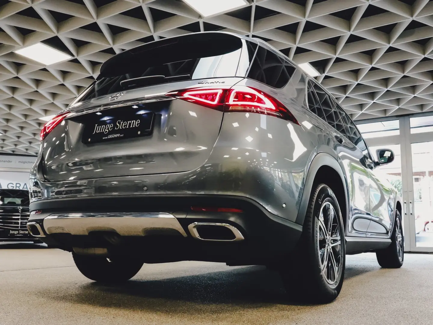 GLE 300 d 4M Fahrassistenz/AHK/Panorama/LED