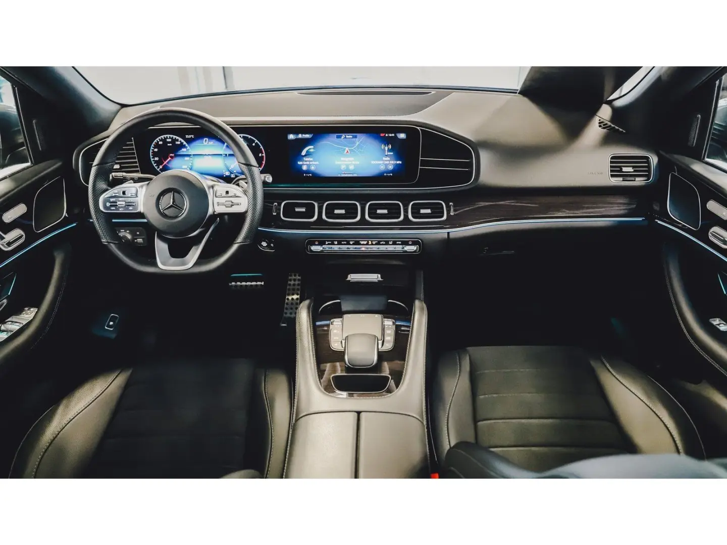 GLE 300 d 4M Fahrassistenz/AHK/Panorama/LED