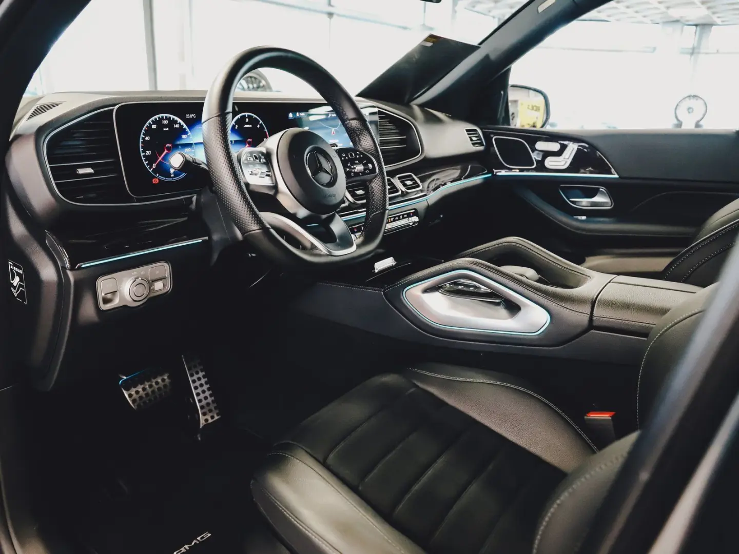 GLE 300 d 4M Fahrassistenz/AHK/Panorama/LED