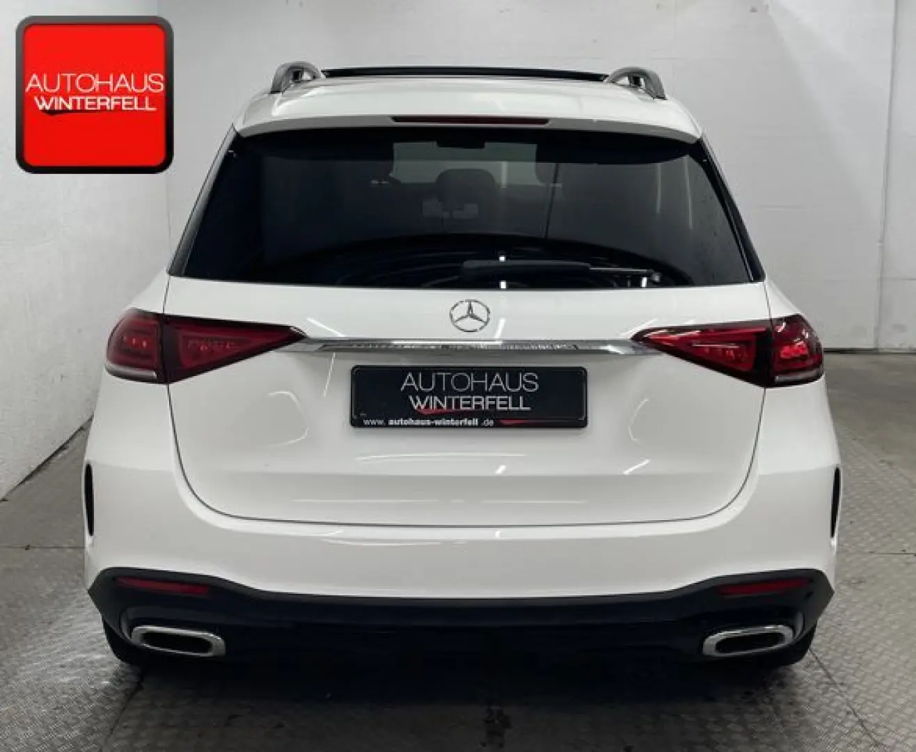 GLE 300 d 4M AMG NIGHT PANO+DISTRONIC+AUGMENTED+