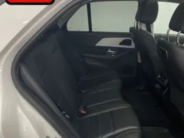 GLE 300 d 4M AMG NIGHT PANO+DISTRONIC+AUGMENTED+
