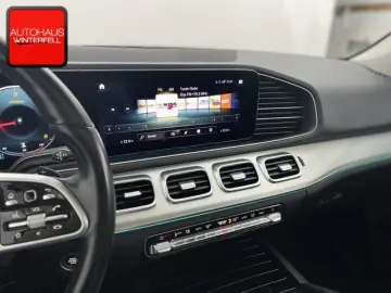 GLE 300 d 4M AMG NIGHT PANO+DISTRONIC+AUGMENTED+