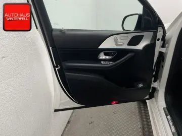 GLE 300 d 4M AMG NIGHT PANO+DISTRONIC+AUGMENTED+