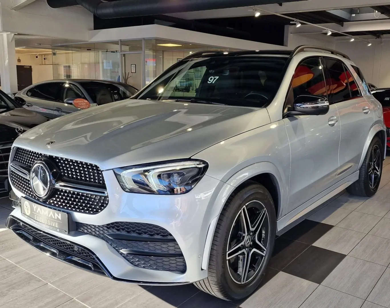 GLE 350e 4M *AMG*Night*Pano*HUD*Distr+*FAP+*360°