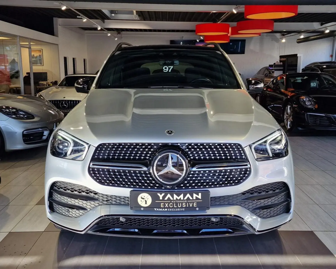 GLE 350e 4M *AMG*Night*Pano*HUD*Distr+*FAP+*360°