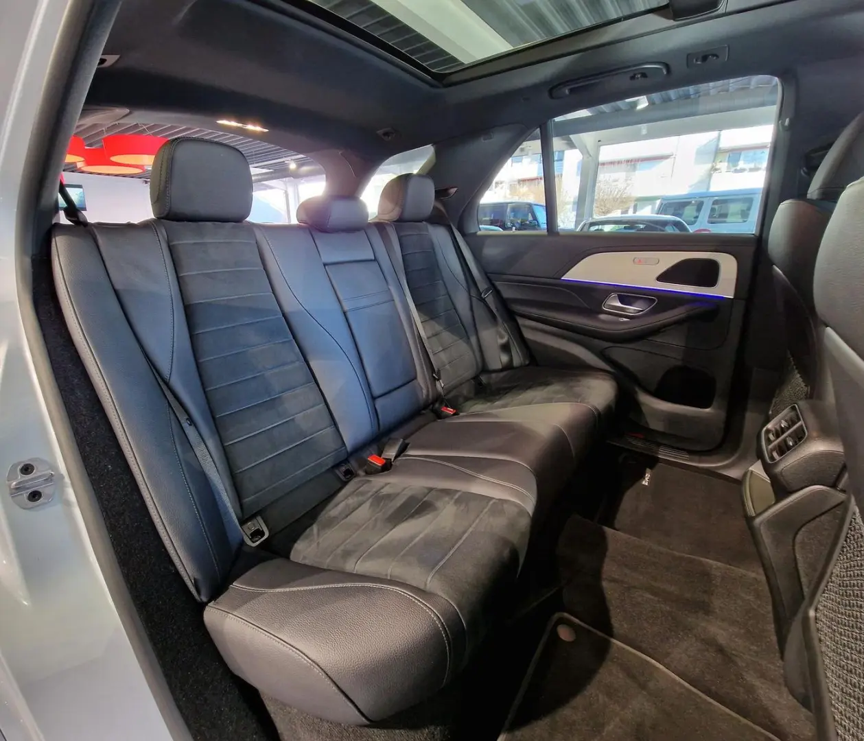 GLE 350e 4M *AMG*Night*Pano*HUD*Distr+*FAP+*360°