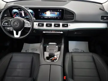 GLE 300 d 4Matic,Leder,Navi,LED,Kamera,Pano,AHK