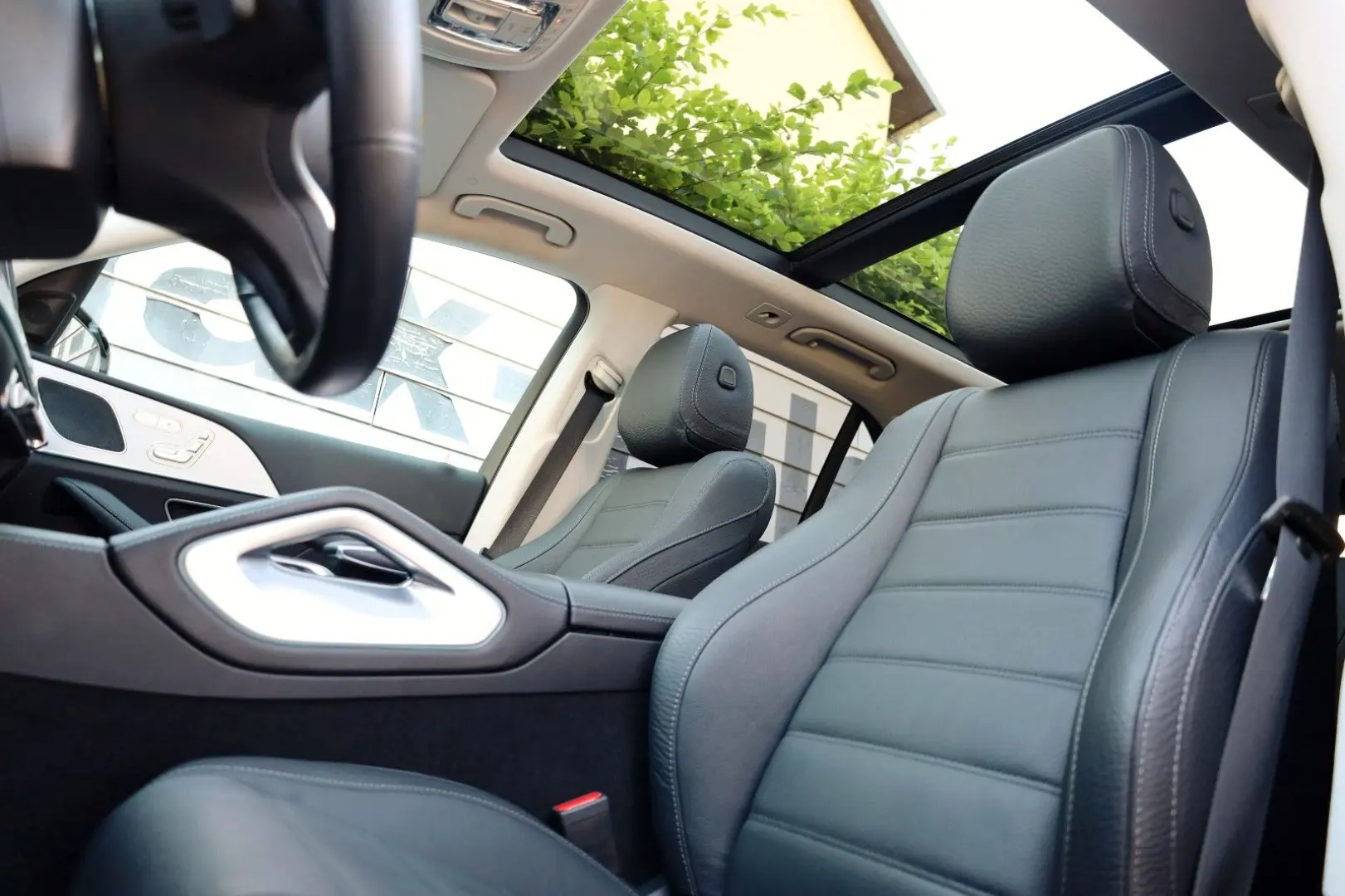 GLE 300 d 4Matic,Leder,Navi,LED,Kamera,Pano,AHK