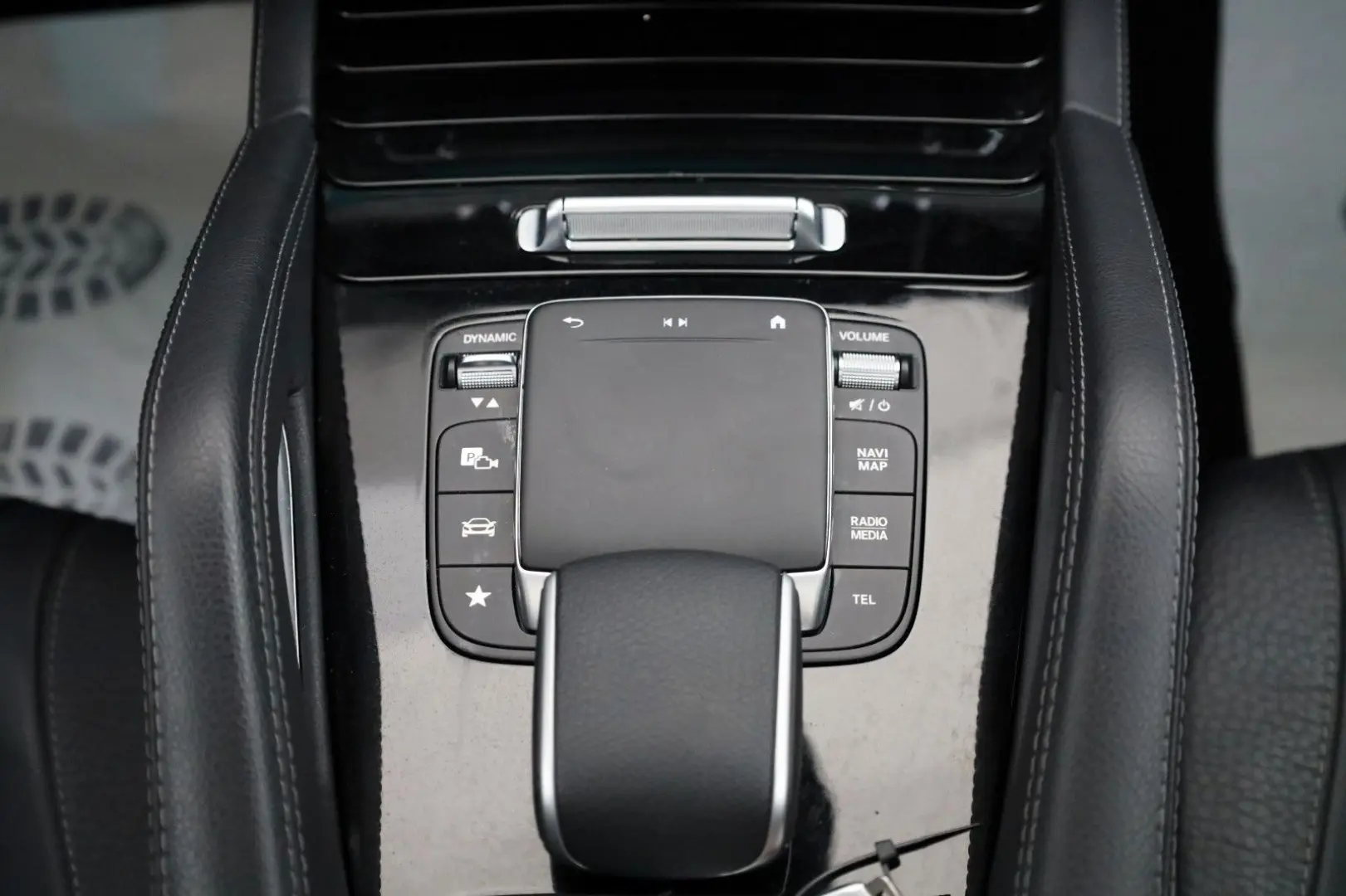 GLE 300 d 4Matic,Leder,Navi,LED,Kamera,Pano,AHK