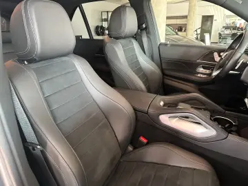 GLE 300 d 4-matic AMG/LED/AHK/Panoramadach