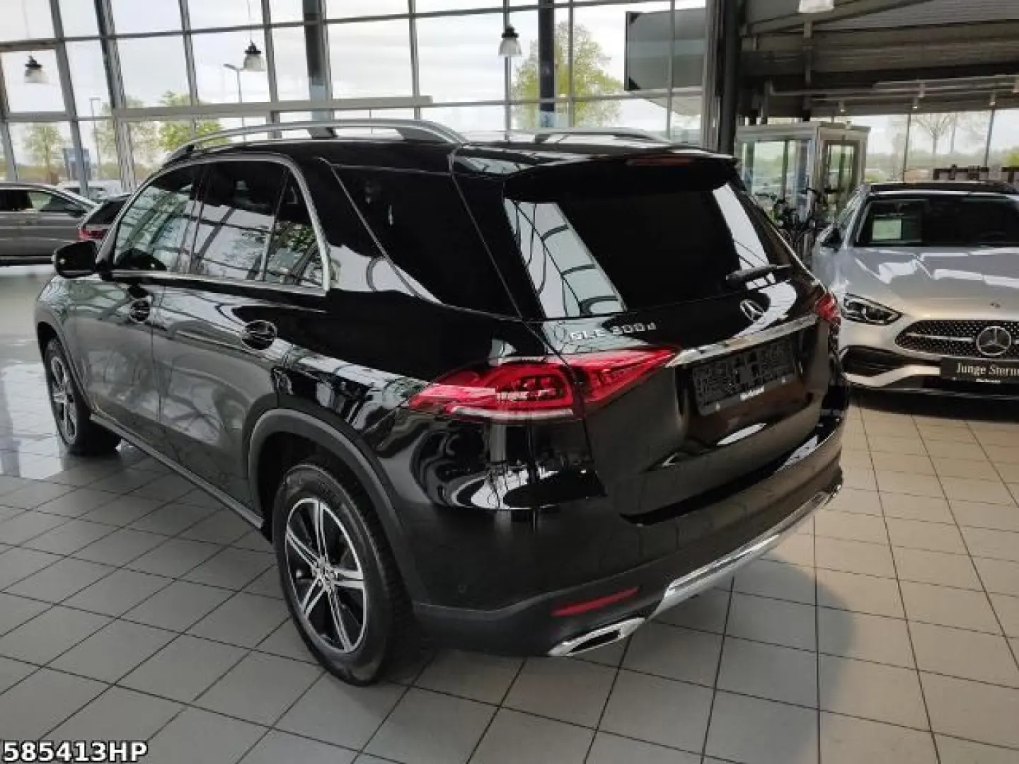 GLE 300 d 4M  Multibeam Panorama. Ambiente. AHK.