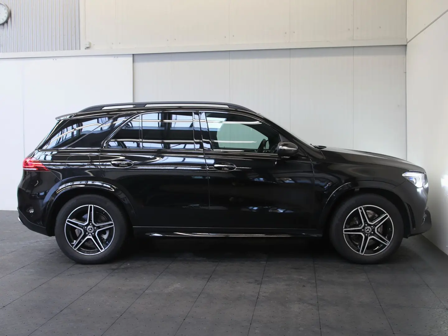 GLE 300 d 4M AMG Pano*NIGHT*MEMORY*Burmester*+++