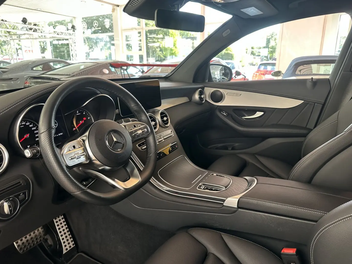 GLC 220 d 4M AMG-LiNE *ESSD*LED*KAMERA*DiSTRO*