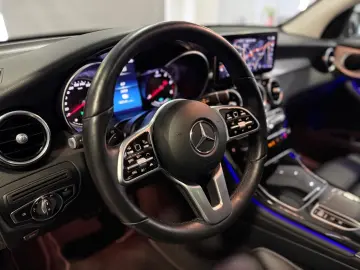 GLC 300 de 4Matic *PANO*MEMO*DIST*AMBI*LEDER*