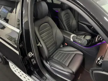 GLC 300 de 4Matic *PANO*MEMO*DIST*AMBI*LEDER*