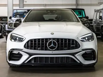 C 63 AMG 4M+ S E Performance /  Performance Seat