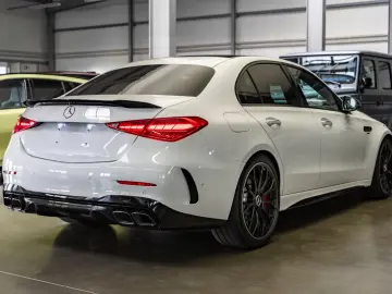 C 63 AMG 4M+ S E Performance /  Performance Seat
