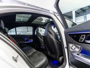 C 63 AMG 4M+ S E Performance /  Performance Seat