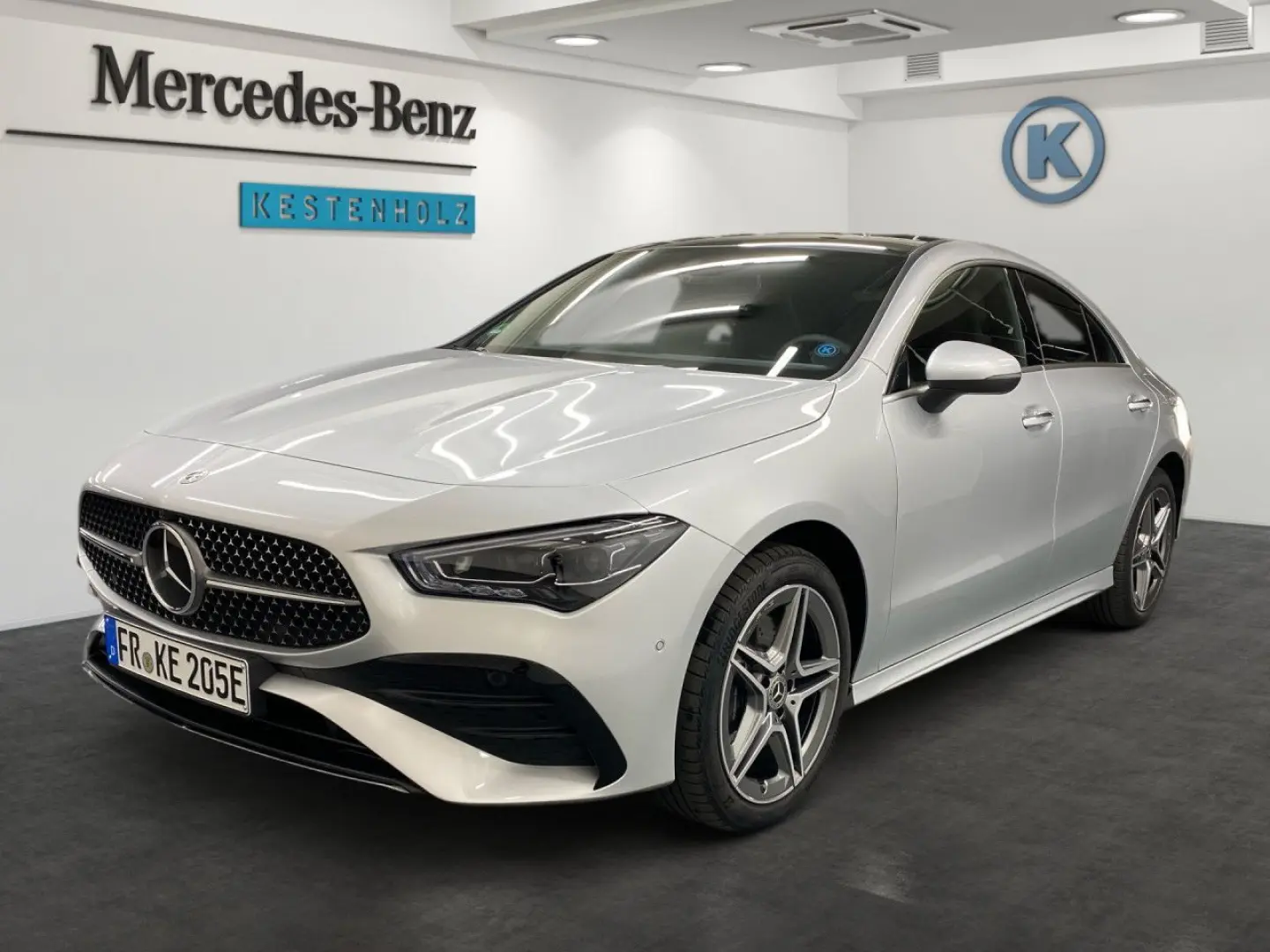 CLA 250 e AMG+PANO+PARK+DISTR+MULTIBEAM+MBUX AR