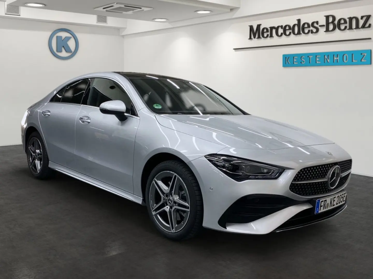CLA 250 e AMG+PANO+PARK+DISTR+MULTIBEAM+MBUX AR