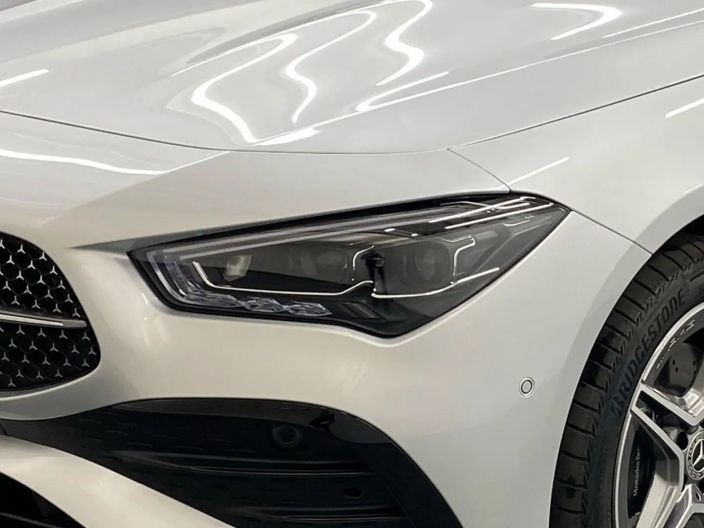 CLA 250 e AMG+PANO+PARK+DISTR+MULTIBEAM+MBUX AR