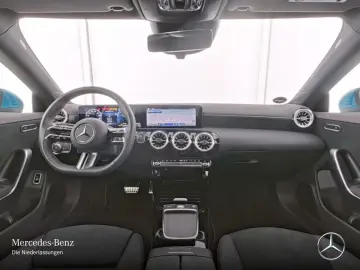 CLA 250 e AMG Premium PANO Distronic KEYLESS 18