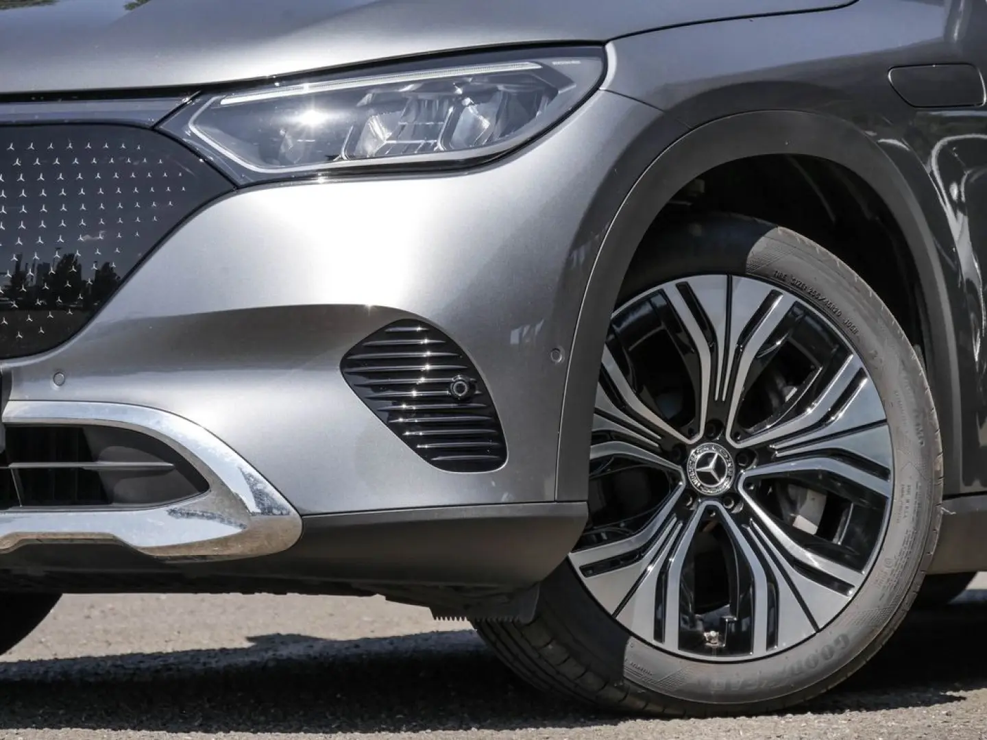 EQE 300 SUV Electric Art|KEYL|LED|DISTR|NAVI|KAM