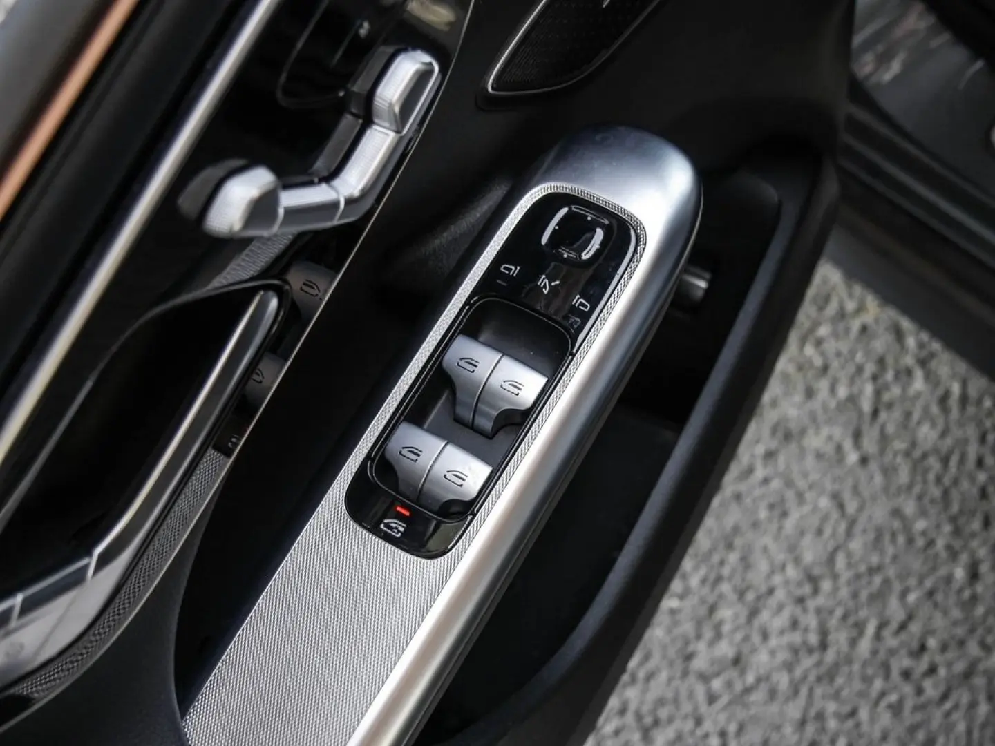 EQE 300 SUV Electric Art|KEYL|LED|DISTR|NAVI|KAM