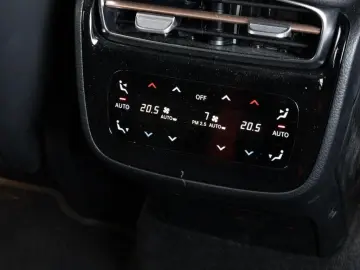 EQE 53 AMG SUV 4M+ Hyperscreen/Digital/Pano/22''