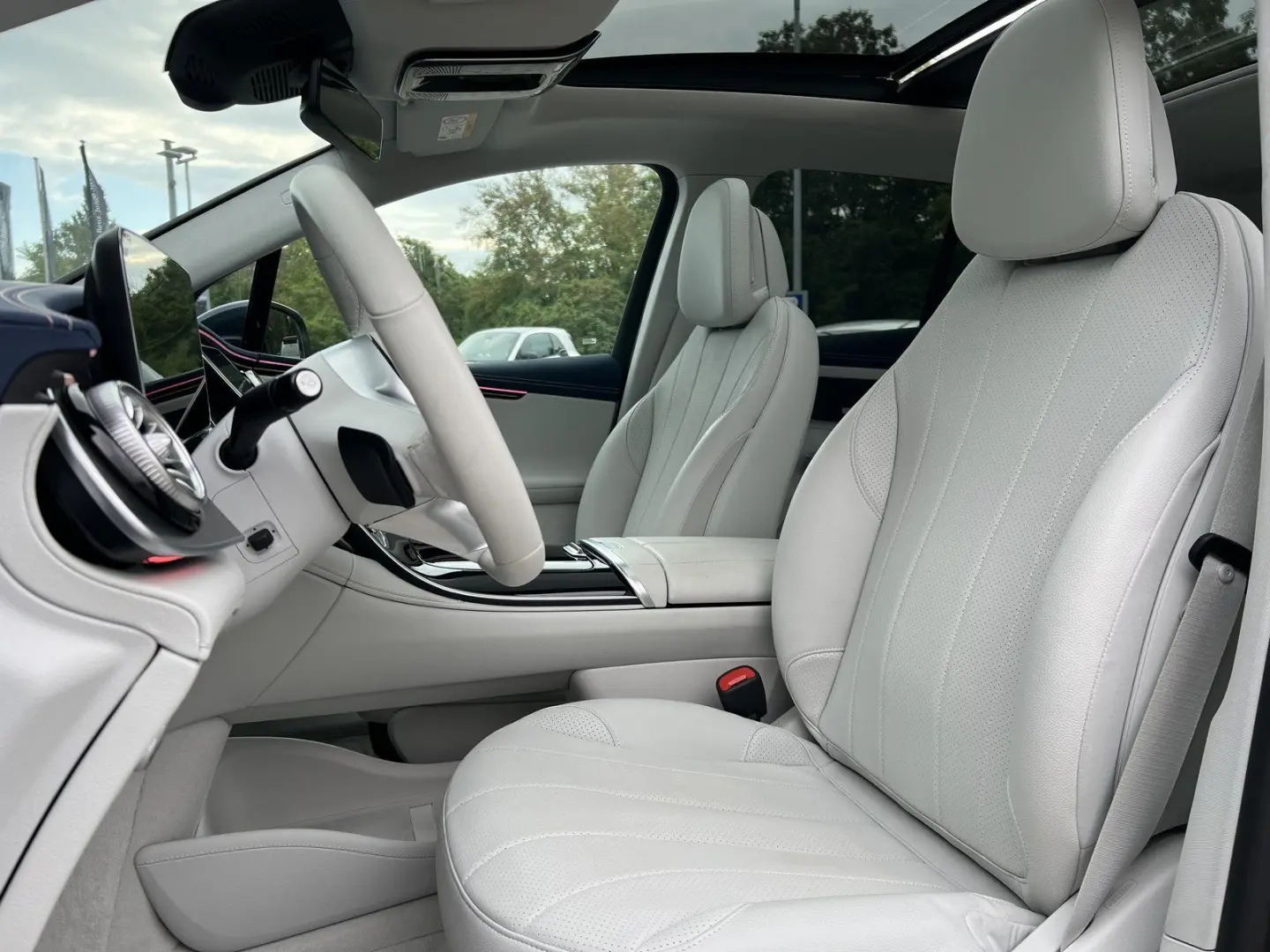 EQE 350+ SUV Electric Art Premium+HA Lenkung+360