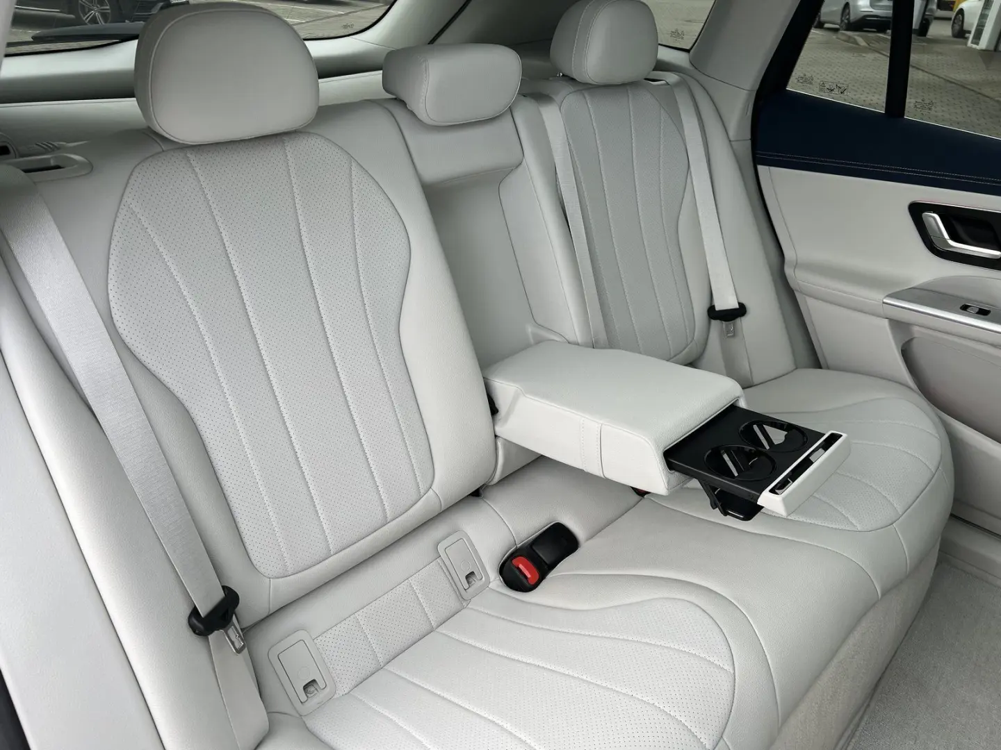 EQE 350+ SUV Electric Art Premium+HA Lenkung+360