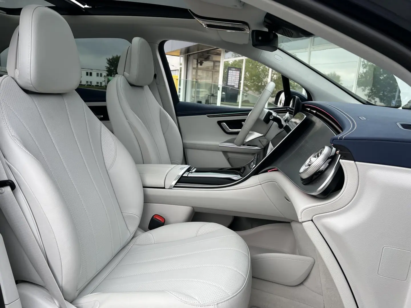 EQE 350+ SUV Electric Art Premium+HA Lenkung+360