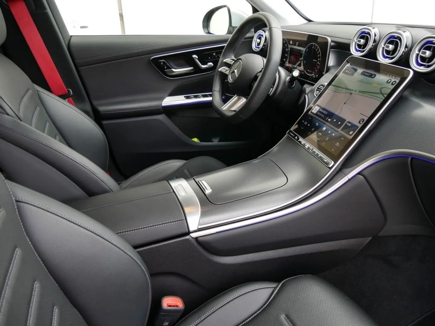 GLC 300 e 4MATIC |AMG|DISTR|KEYL|NAVI|AHK|LED|LM