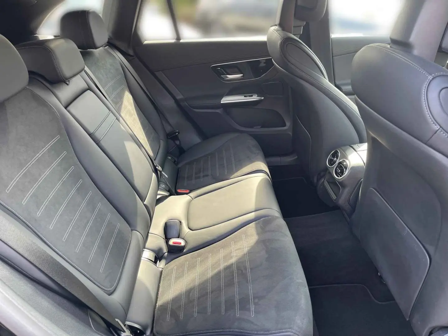 GLC 300 d 4M AMG AdvPlus+MBUX+Pano+AHK+Kam+Memo