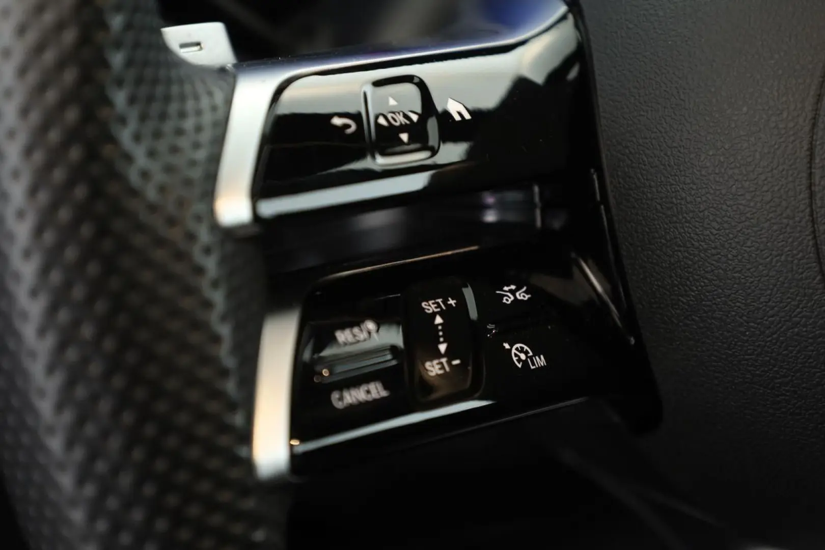 GLC 300 4M AMG Premium Plus DIGITAL Pano HUD 360