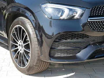GLE 400 d 4M AMG+DIST.+AHK+STANDH+HUD+PANO+MBEAM