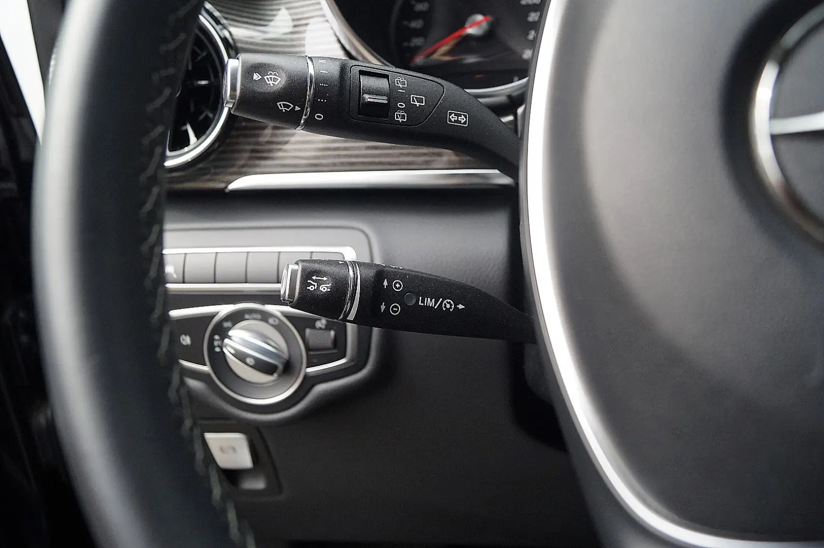 V 300 d extralang*LED*DISTR*KAMERA*AIRMATIC*7x S