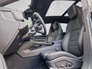 Macan 4 InnoDr. Matrix Pano BOSE AHK 14W 360°