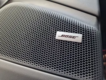 Macan 4 InnoDr. Matrix Pano BOSE AHK 14W 360°