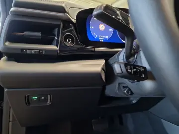 Macan 4 InnoDr. Matrix Pano BOSE AHK 14W 360°