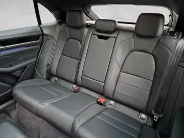 Macan 4 InnoDr. Matrix Pano BOSE AHK 14W 360°