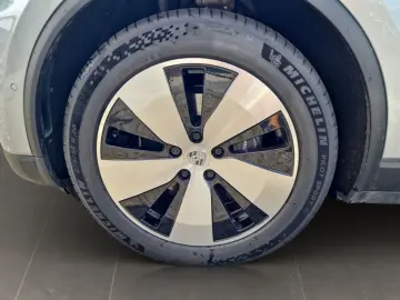 Macan 4 InnoDr. Matrix Pano BOSE AHK 14W 360°