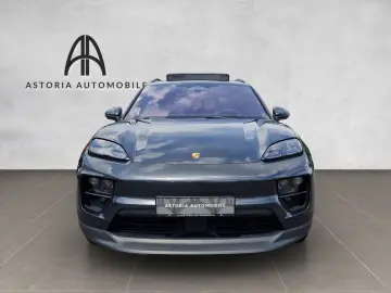 Macan 4 InnoDr. Matrix Pano BOSE AHK 14W 360°