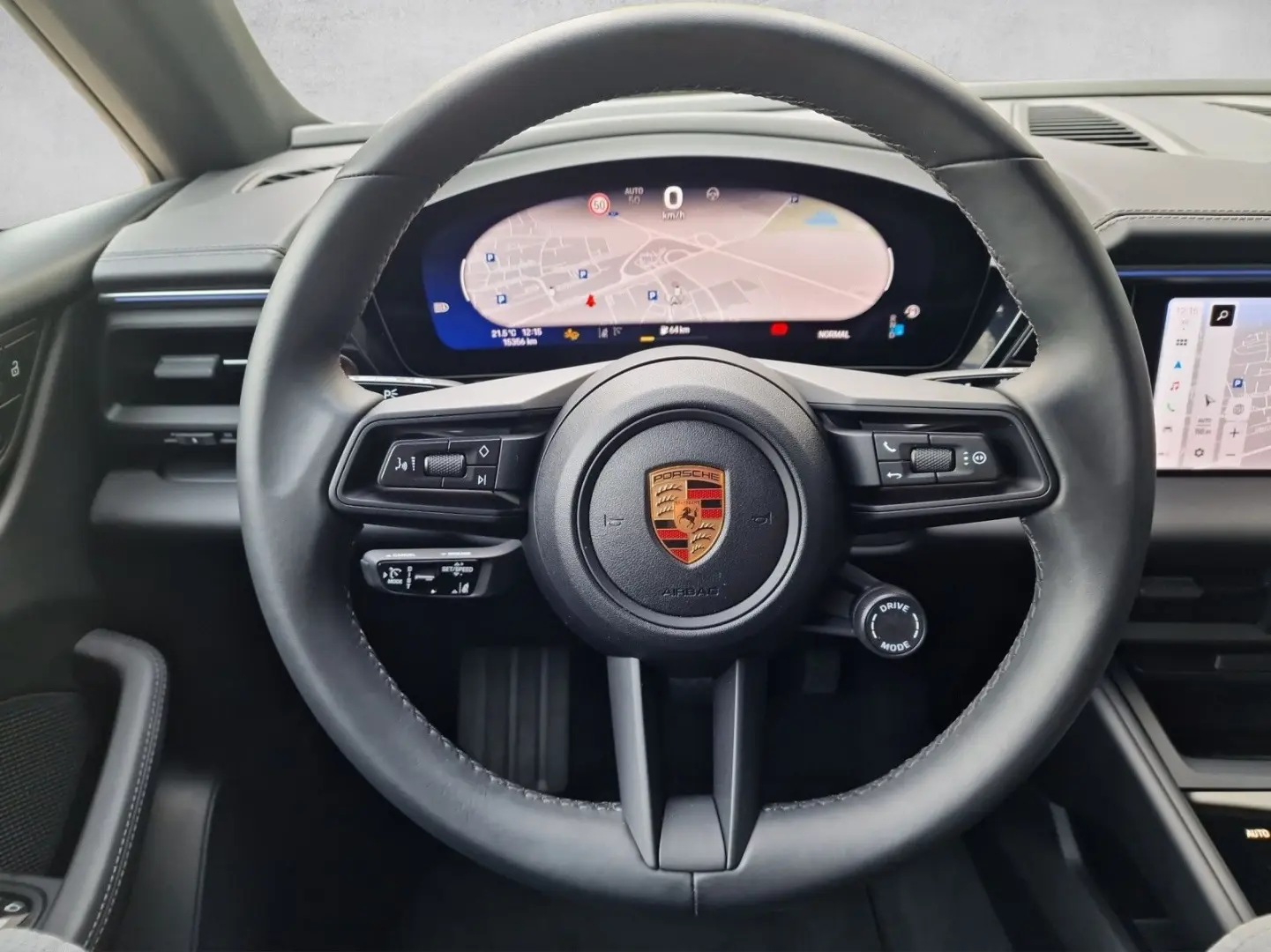 Macan 4 InnoDr. Matrix Pano BOSE AHK 14W 360°