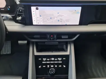 Macan 4 InnoDr. Matrix Pano BOSE AHK 14W 360°