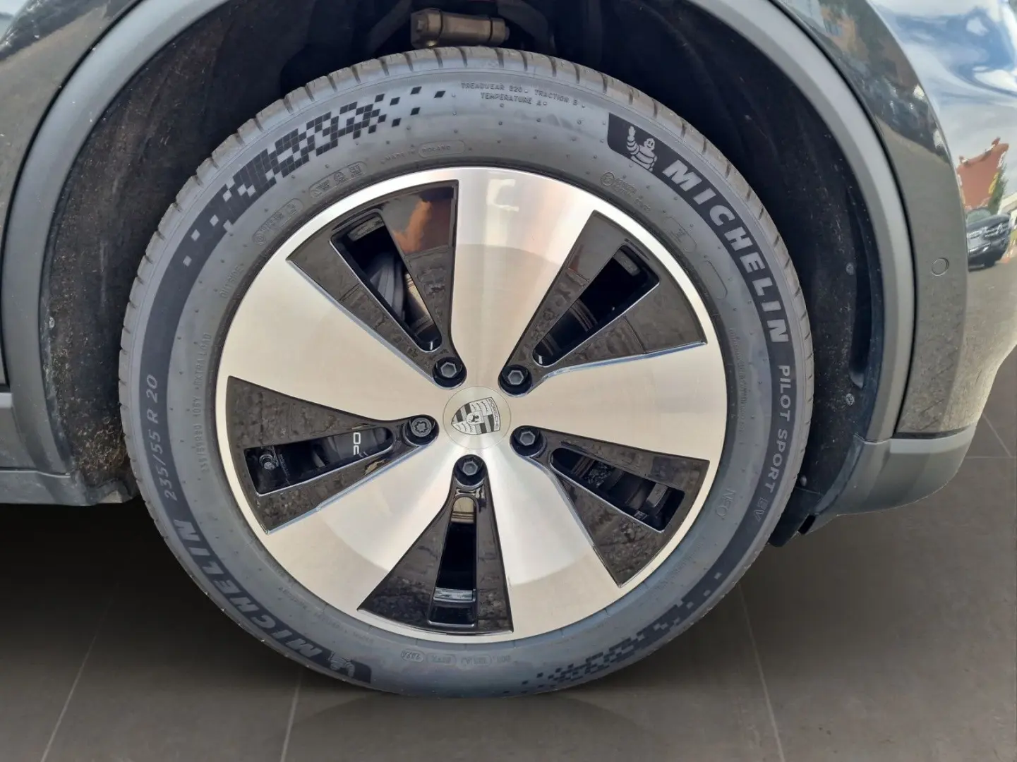 Macan 4 InnoDr. Matrix Pano BOSE AHK 14W 360°