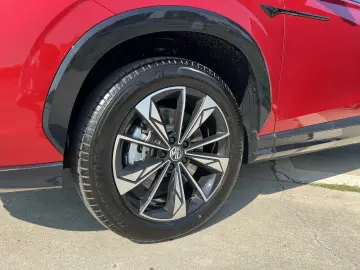 MG 1.5 T-GDi HEV – 224 CP Hibrid Benzină Exclusive