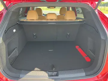 MG 1.5 T-GDi HEV – 224 CP Hibrid Benzină Exclusive