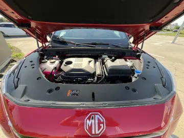 MG 1.5 T-GDi HEV – 224 CP Hibrid Benzină Exclusive